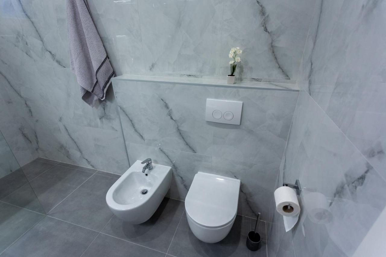Secluded House - Guaranteed Privacy - Heated Pool Villa Klis Buitenkant foto